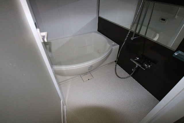 バス・シャワールーム　※別室の参考写真の為、現況優先です。