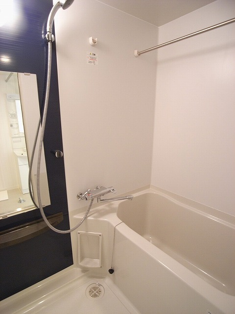 バス・シャワールーム　浴室