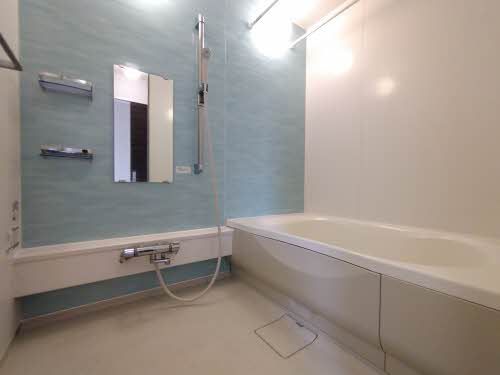 バス・シャワールーム　浴室