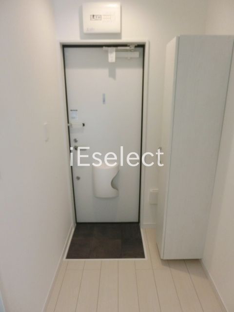 玄関　シューズボックス付きの玄関です