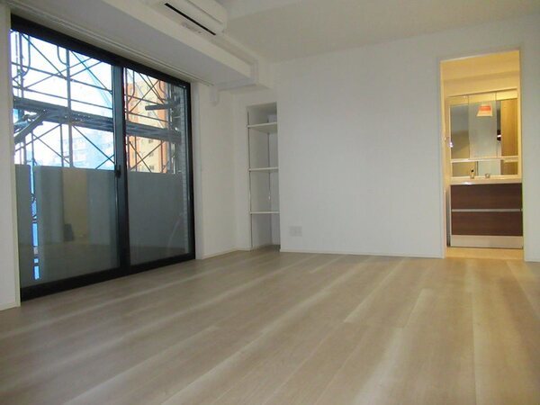 居室・リビング　広いリビング