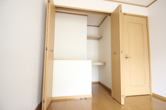 収納　※別部屋の写真です