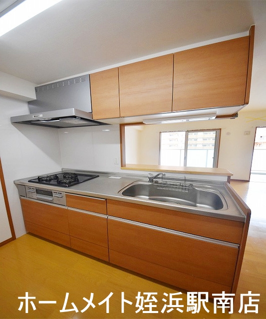 キッチン　★人気のカウンターキッチンに都市ガス★参考写真