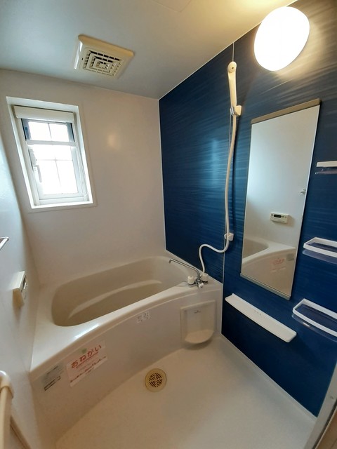 バス・シャワールーム　バス