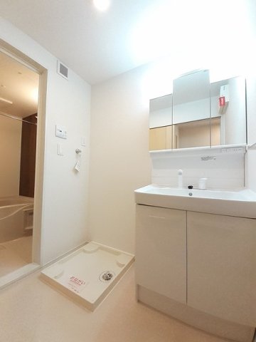 洗面設備　忙しい朝には欠かせない洗面所です