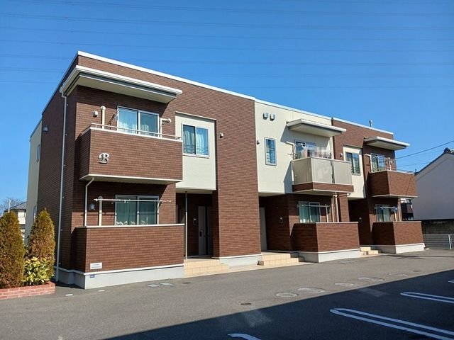 建物外観　外観は落ち着いています