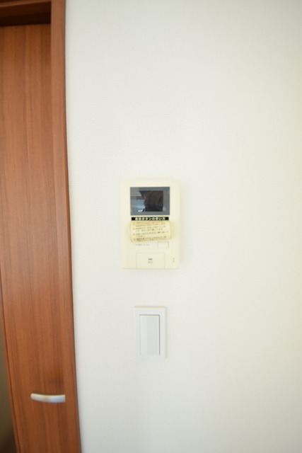 セキュリティ　★はーい、今開けます★