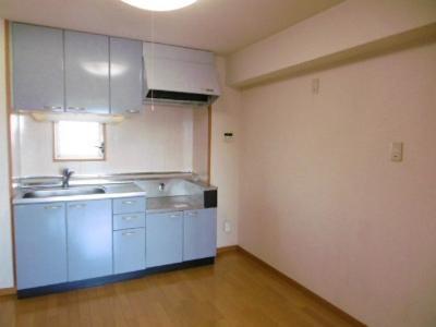 その他部屋・スペース　キッチン（冷蔵庫置きスペース）