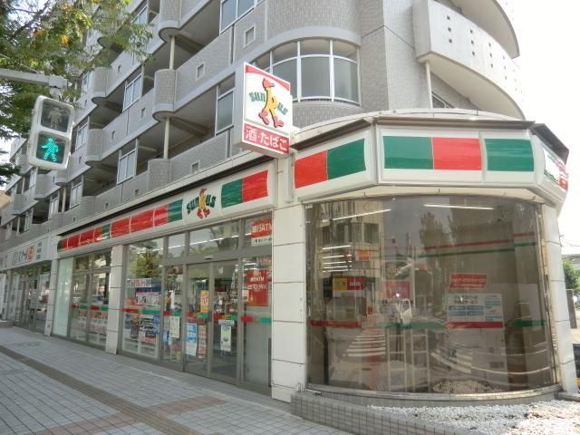 コンビニ　サンクス（コンビニ）まで800m