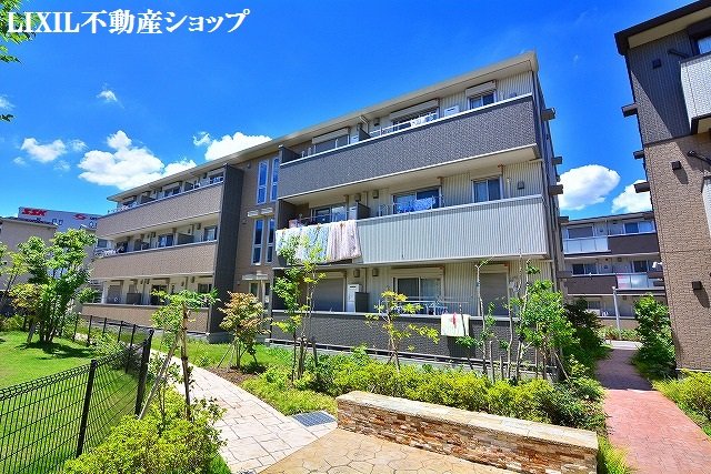 建物外観　レイクタウンでのお部屋探しは『地元の当社』にお任せ下さい！