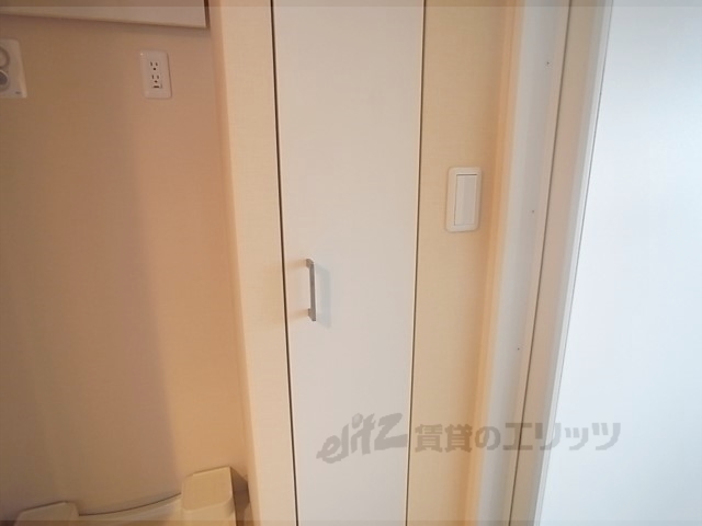 洗面設備　収納