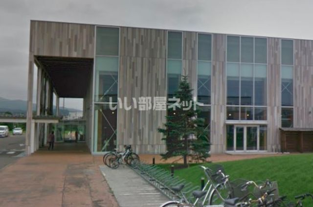 レンタルビデオ　函館 蔦屋書店（レンタルビデオ）まで1263m