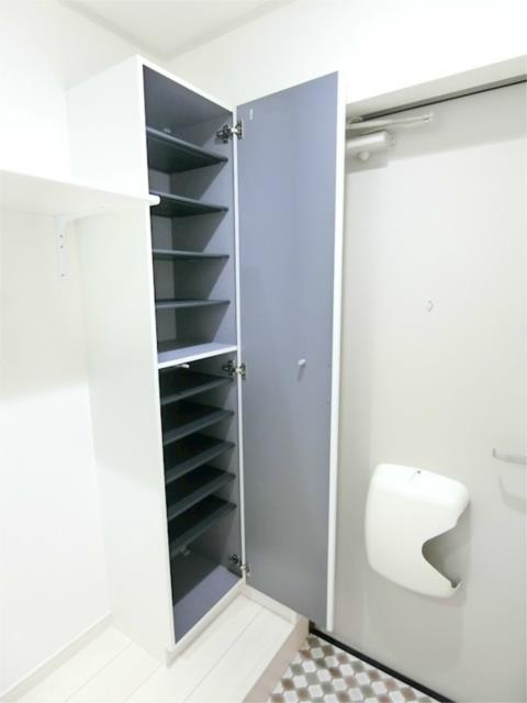 玄関　同建物別部屋参考