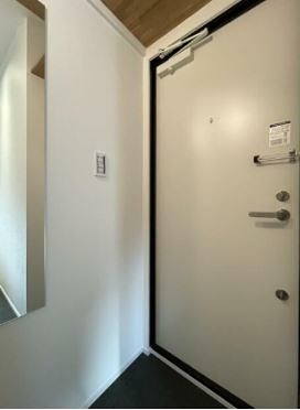 玄関　※同仕様写真含む