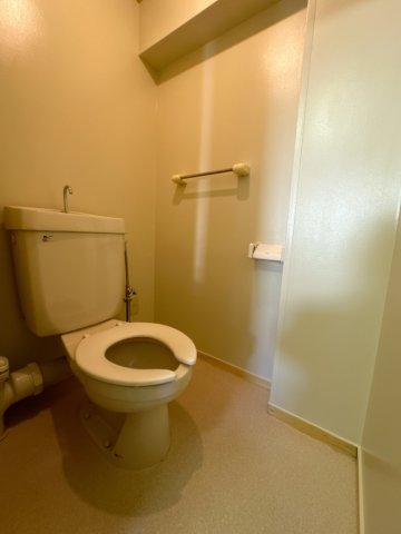 トイレ　写真は反転のお部屋のものです