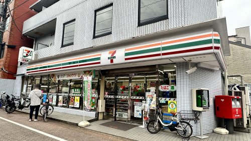 コンビニ　セブンイレブン 井の頭公園駅前店（コンビニ）まで564m