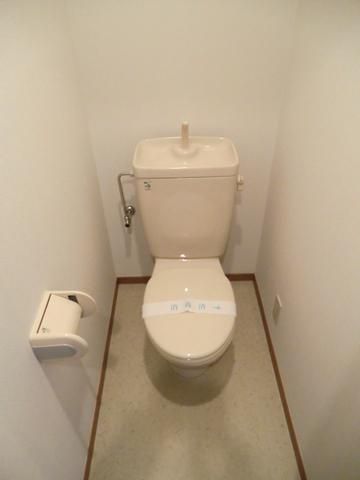 トイレ　もちろんバストイレは別