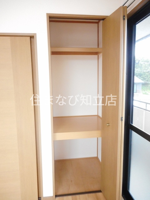 収納　同型タイプ