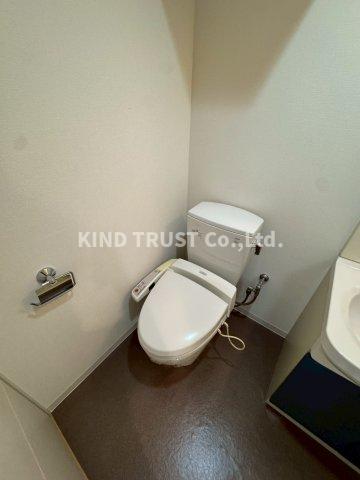 トイレ　落ち着いたトイレです