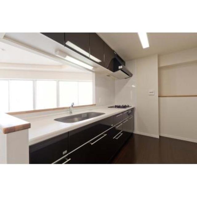 キッチン　※別タイプ別部屋の参考写真になります。