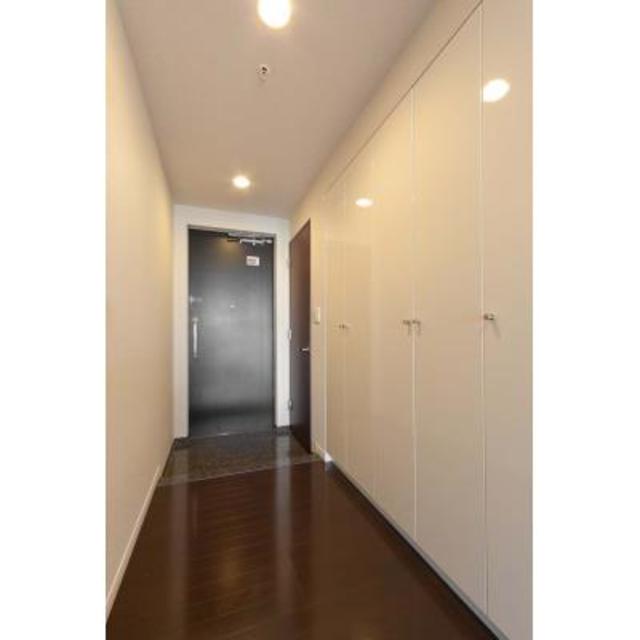 玄関　※別タイプ別部屋の参考写真になります。