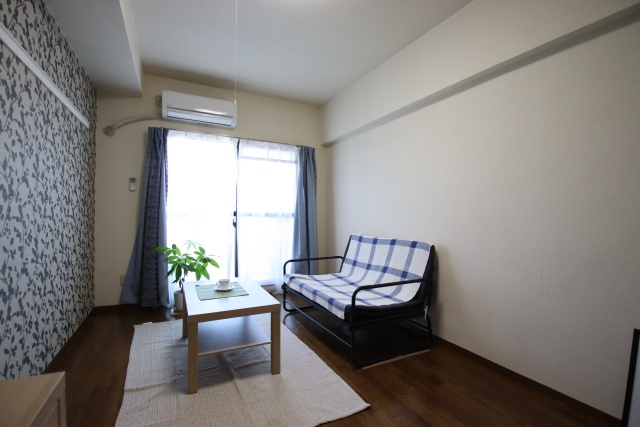 居室・リビング　※別部屋の参考写真のため、現状優先です。