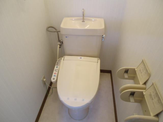 トイレ　トイレ