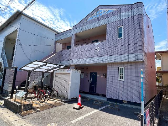 建物外観　外観写真（昼）