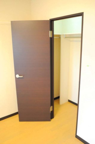 その他部屋・スペース　明るい色調の室内です