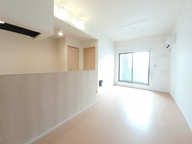 居室・リビング　図面と現状に相違がある場合には現状を優先