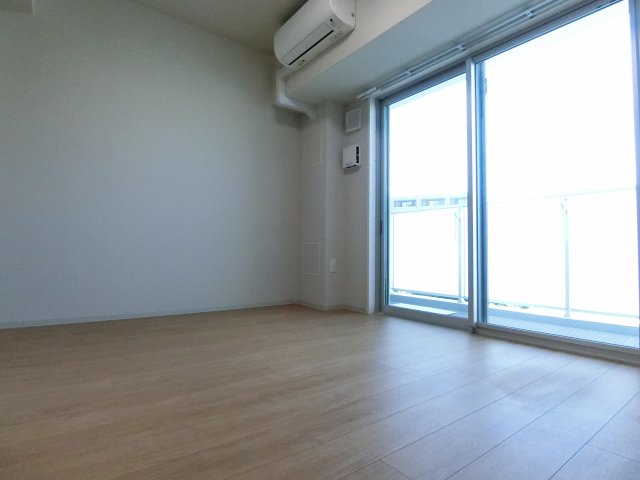 居室・リビング　詳細は、RISUMO江坂本店→06-6155-7137まで♪