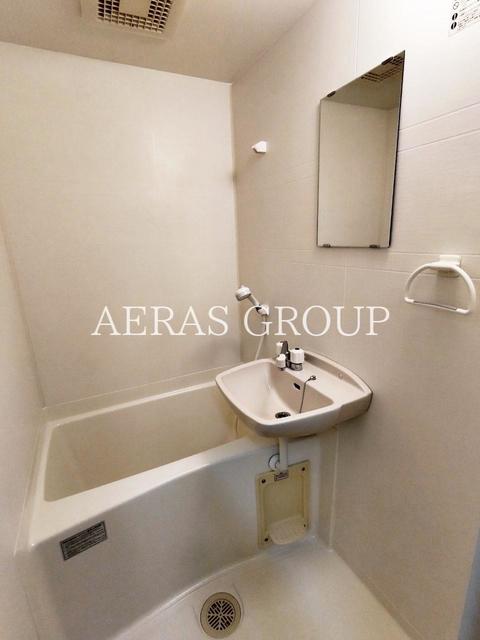 バス・シャワールーム　同仕様参考写真