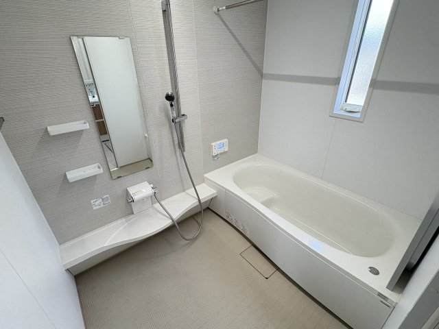 バス・シャワールーム　きれいなお風呂です