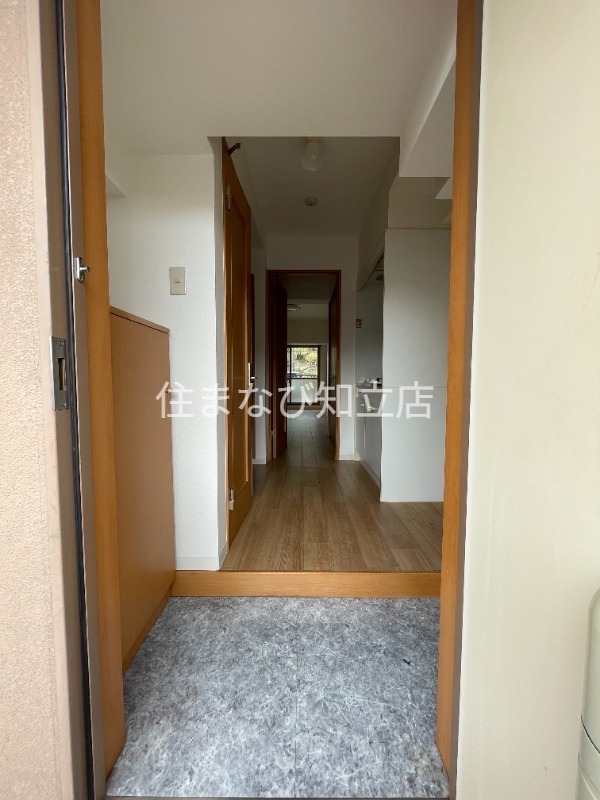 玄関　同型別部屋写真