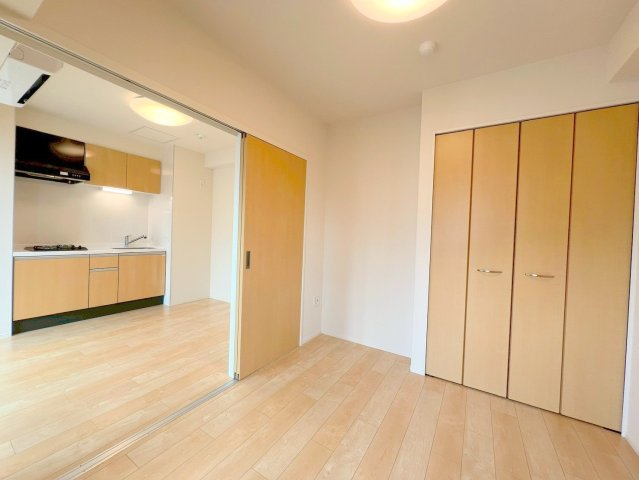 その他部屋・スペース　落ち着いて過ごせるお部屋なので、寝室にいかがでしょうか