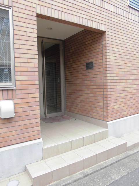 エントランス　オートロック付エントランス♪