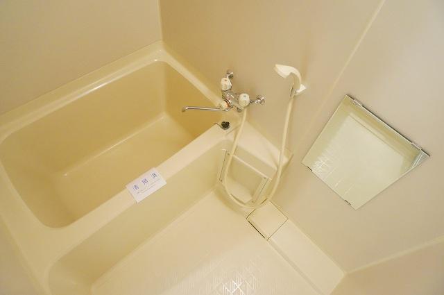 バス・シャワールーム　浴室