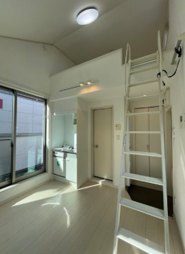 居室・リビング　アンブランシュ