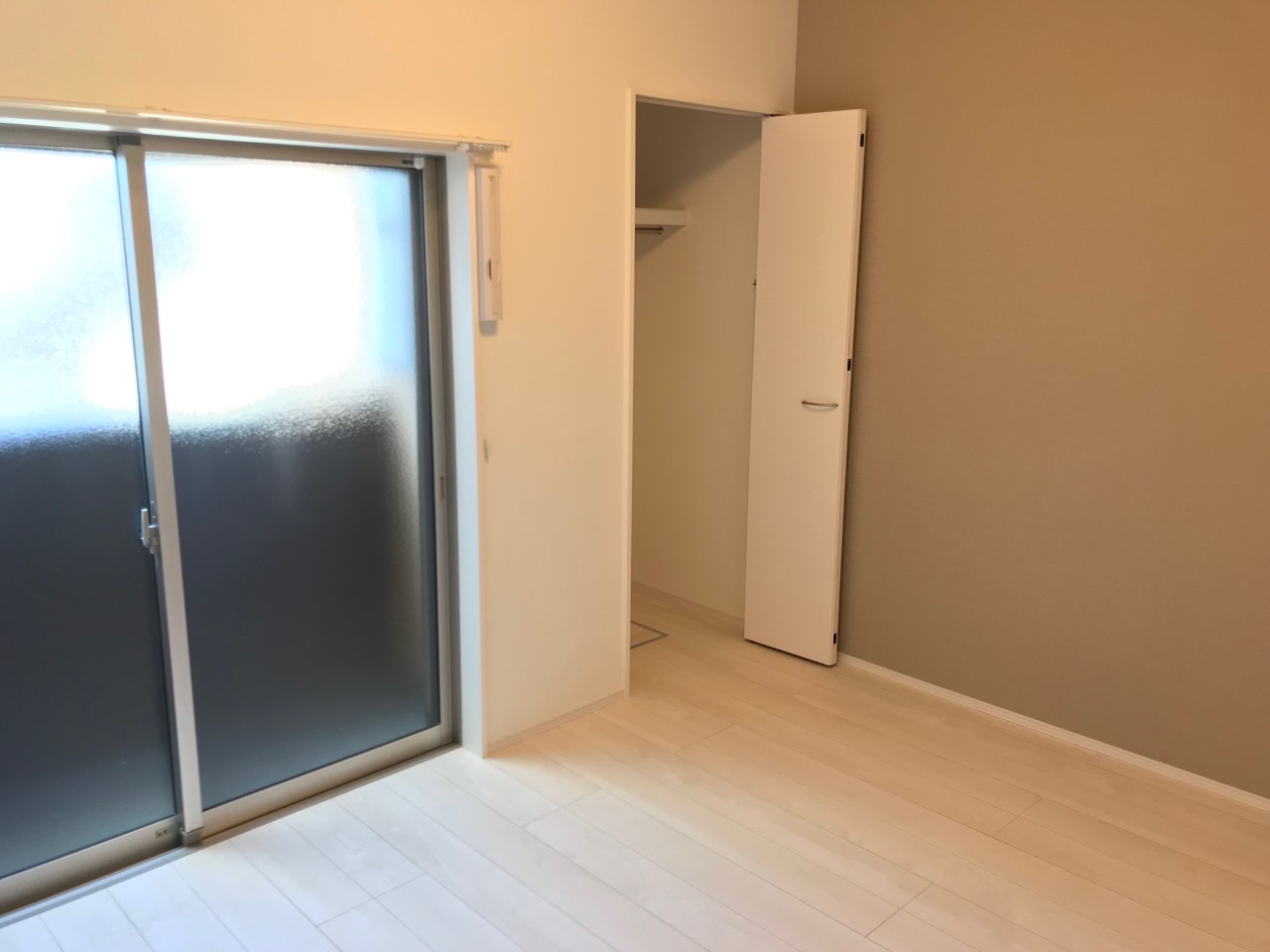 居室・リビング　※同じシリーズの室内写真