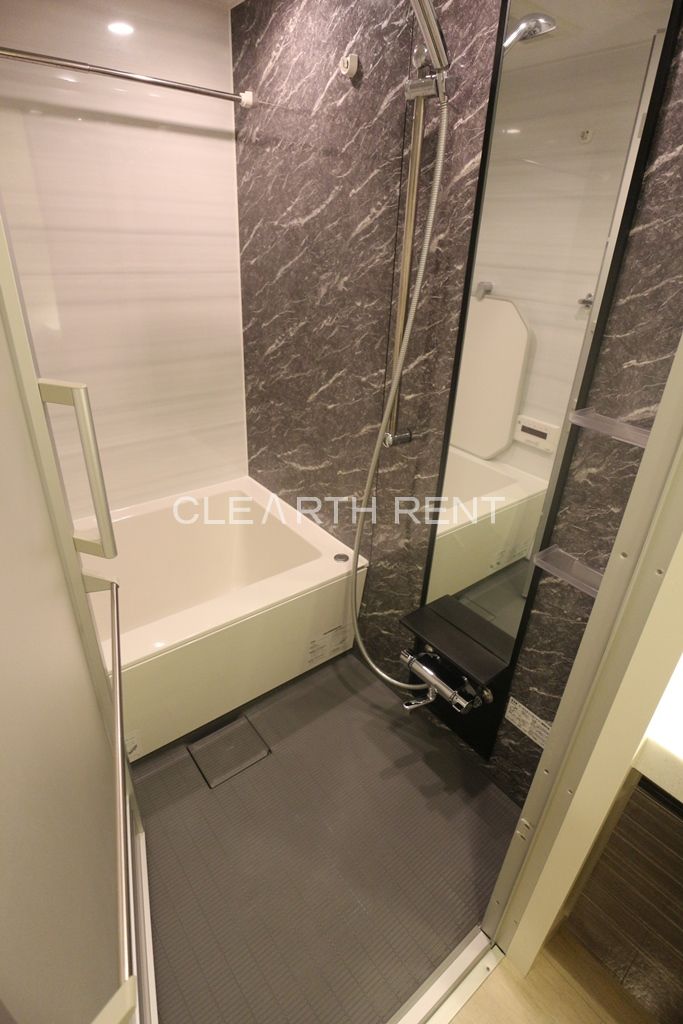 バス・シャワールーム　同タイプ別住戸写真となります。現況と異なる場合がございます。