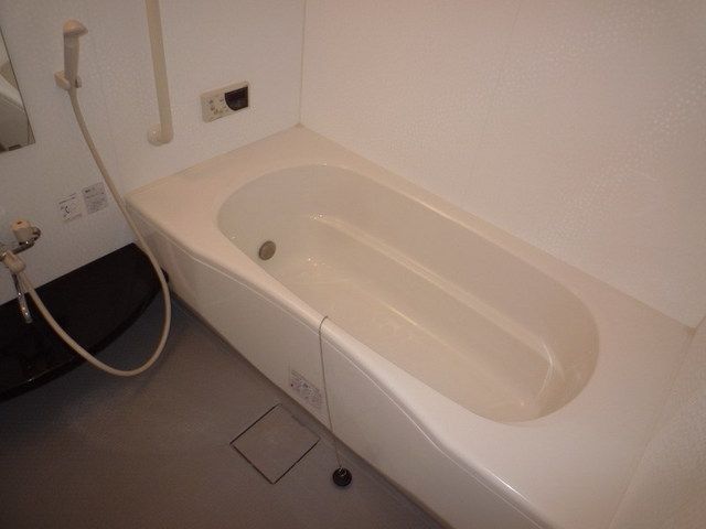 バス・シャワールーム　1坪追い焚きオートバス