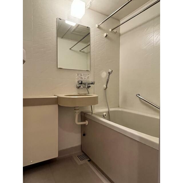 バス・シャワールーム　浴室暖房乾燥機、追焚き♪