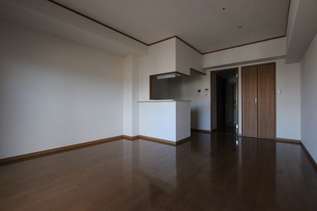 居室・リビング　別号室写真