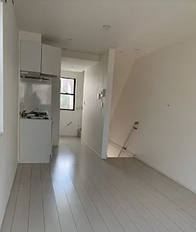 居室・リビング　☆明るい洋室☆