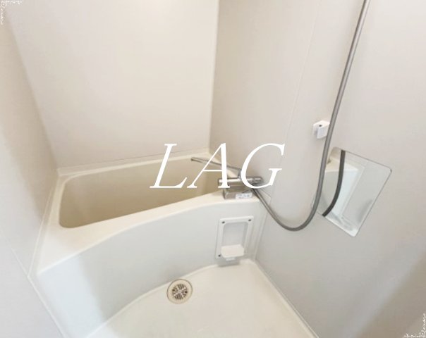 バス・シャワールーム　お風呂(同仕様）です。