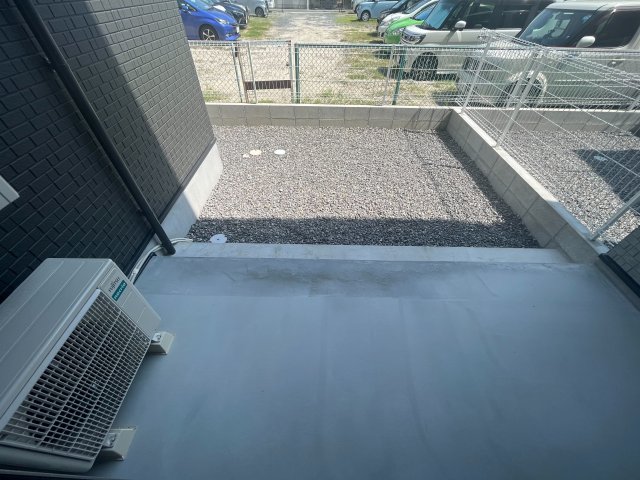 バルコニー　家具はイメージです