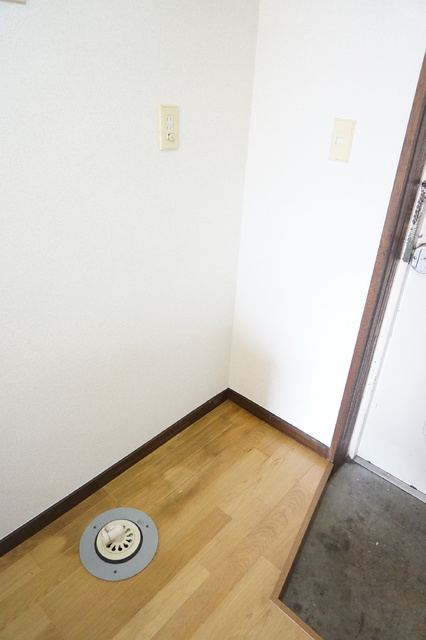その他設備　★洗濯機置き場です★※同タイプ参考画像