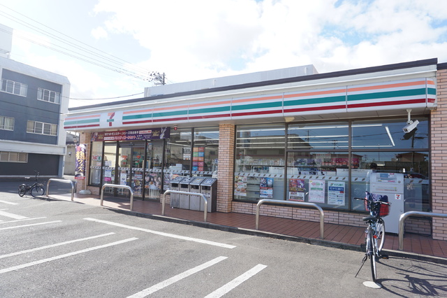コンビニ　セブンイレブン仙台南小泉一丁目店（コンビニ）まで860m