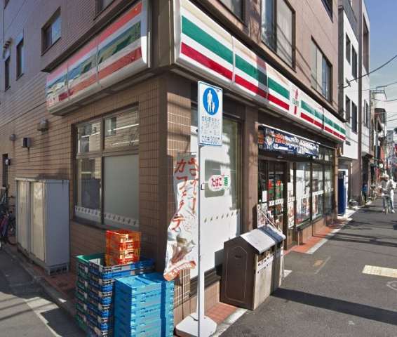 コンビニ　セブンイレブン（コンビニ）まで328m