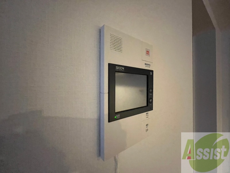 セキュリティ　ＴＶモニター付インターホンです。来客者の顔が見えるので安心！